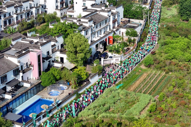 2026全国“村跑”鸣枪开跑